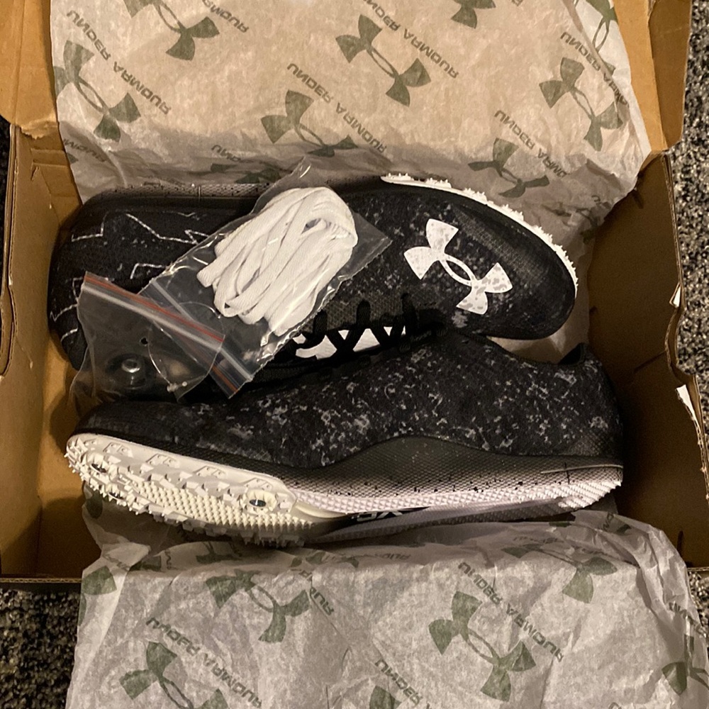 Under Armour UA Brigade XC Low
